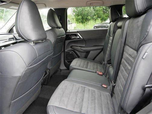 2025 Mitsubishi Outlander SE 2.5 S-AWC