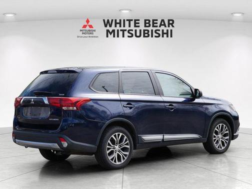 Cosmic Blue Metallic 2016 Mitsubishi Outlander ES