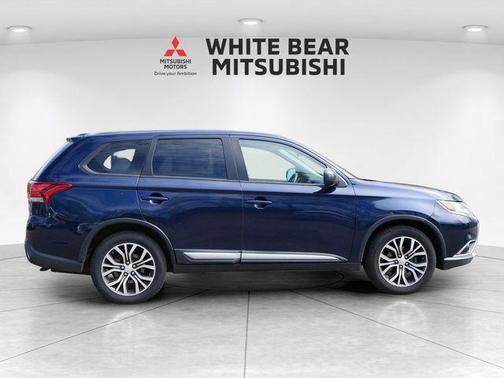 Cosmic Blue Metallic 2016 Mitsubishi Outlander ES