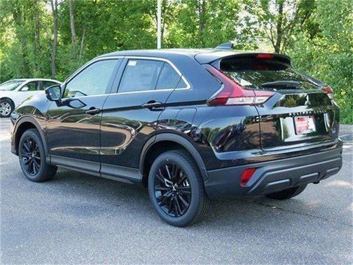 2025 Mitsubishi Eclipse Cross LE