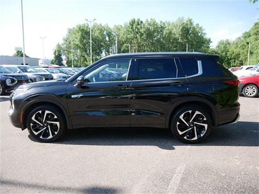 2023 Mitsubishi Outlander PHEV SEL