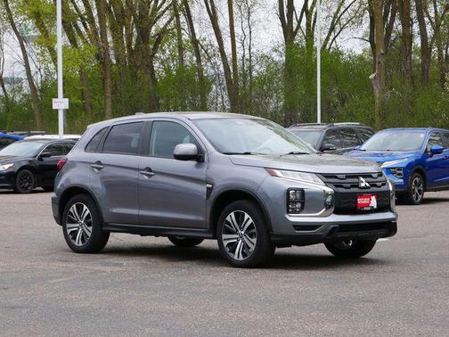 Mercury Gray Metallic 2023 Mitsubishi Outlander Sport 2.0 ES