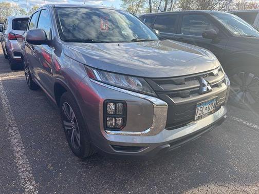 Mercury Gray Metallic 2023 Mitsubishi Outlander Sport 2.0 ES