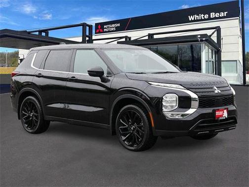 2023 Mitsubishi Outlander SE Black Edition 2WD