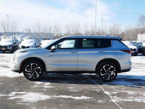 2025 Mitsubishi Outlander PHEV SE S-AWC