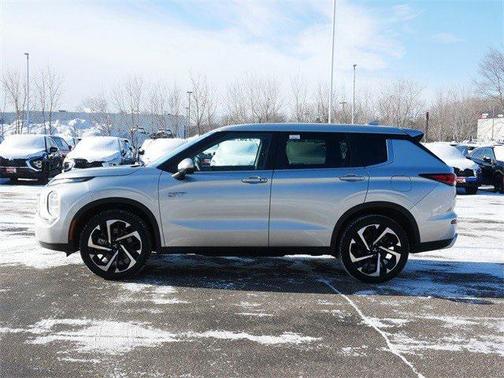 2025 Mitsubishi Outlander PHEV SE S-AWC