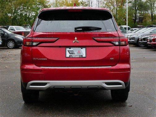 2022 Mitsubishi Outlander SE