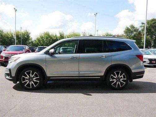2019 Honda Pilot Touring 8-Passenger