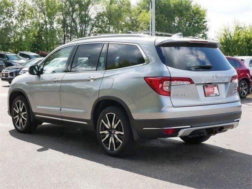2019 Honda Pilot Touring 8-Passenger