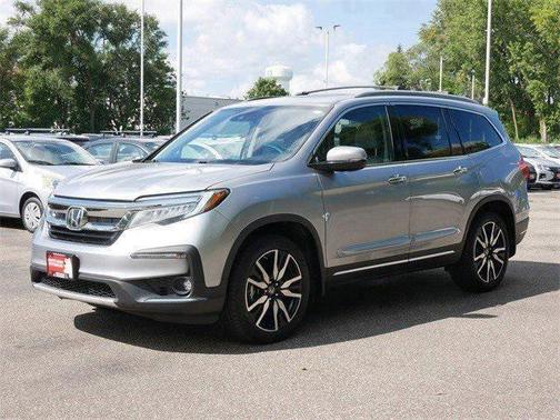 2019 Honda Pilot Touring 8-Passenger