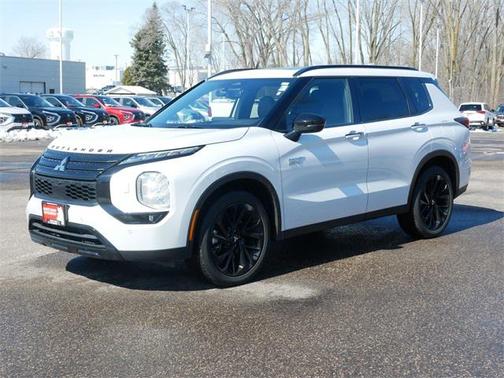 2025 Mitsubishi Outlander PHEV SEL