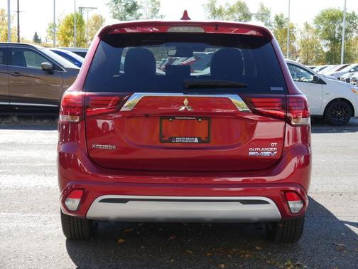 2019 Mitsubishi Outlander PHEV GT