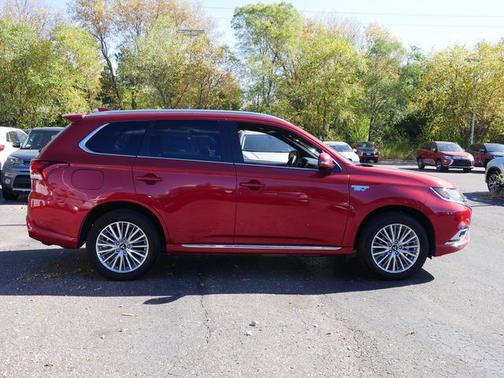 2019 Mitsubishi Outlander PHEV GT
