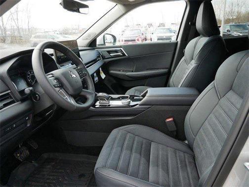 2026 Mitsubishi Outlander SE 1.5T S-AWC