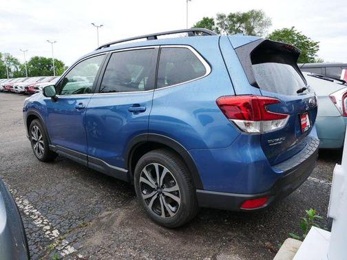 Horizon Blue Pearl 2023 Subaru Forester Limited
