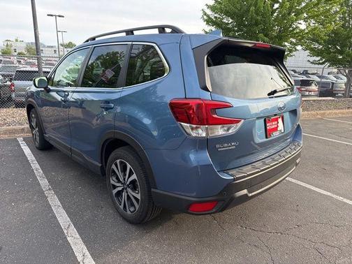 Horizon Blue Pearl 2023 Subaru Forester Limited