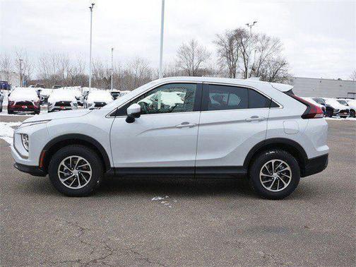 White Diamond 2025 Mitsubishi Eclipse Cross ES