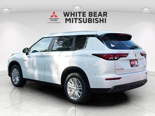 Solid White 2025 Mitsubishi Outlander PHEV LE