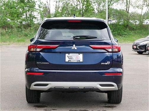 2023 Mitsubishi Outlander PHEV SE S-AWC