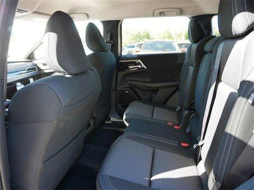 2025 Mitsubishi Outlander ES 2.5 S-AWC