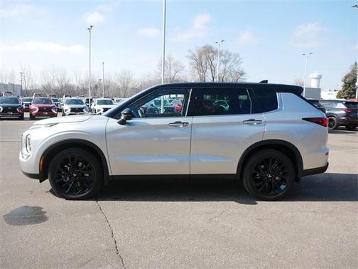 2023 Mitsubishi Outlander SEL Black Edition S-AWC