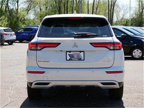 2023 Mitsubishi Outlander PHEV SE S-AWC