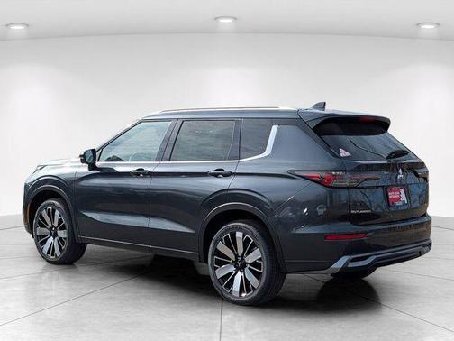 Graphite Gray 2026 Mitsubishi Outlander SEL 1.5T S-AWC