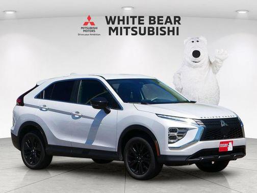 White Diamond 2023 Mitsubishi Eclipse Cross LE