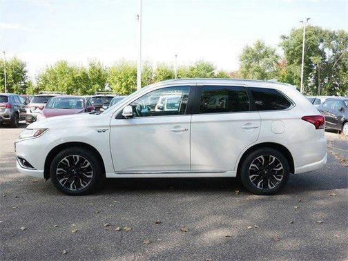 2018 Mitsubishi Outlander PHEV GT