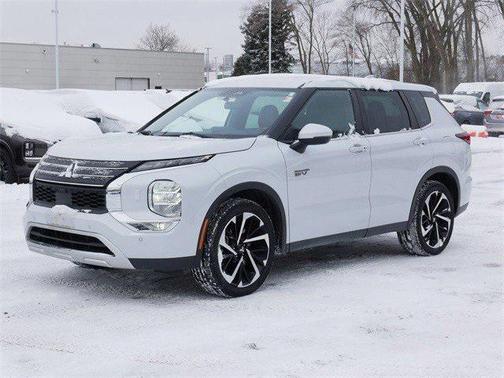 2023 Mitsubishi Outlander PHEV SE S-AWC