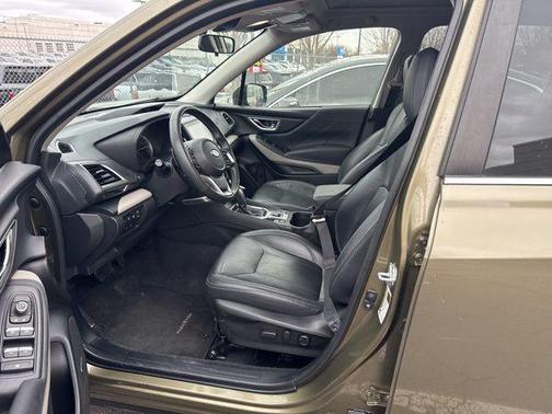 Magnetite Gray Metallic 2023 Subaru Forester Premium