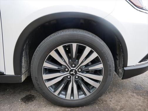 2020 Mitsubishi Outlander ES