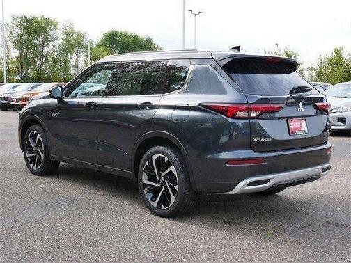 2025 Mitsubishi Outlander PHEV SEL