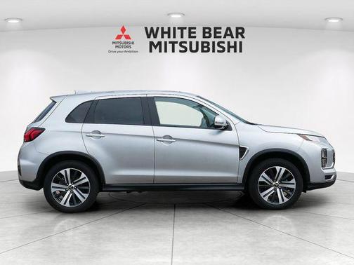 Alloy Silver Metallic 2023 Mitsubishi Outlander Sport SE