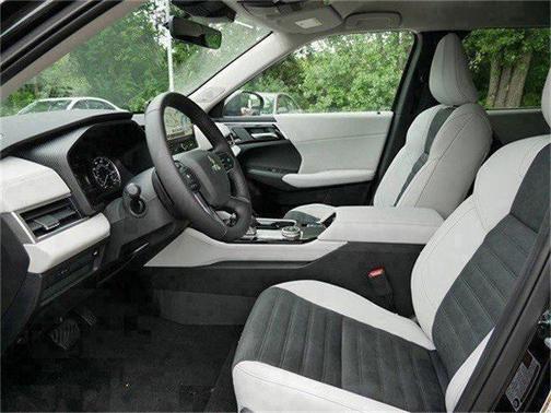 2025 Mitsubishi Outlander SE 2.5 S-AWC