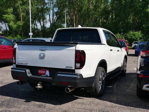 White 2019 Honda Ridgeline RTL-E