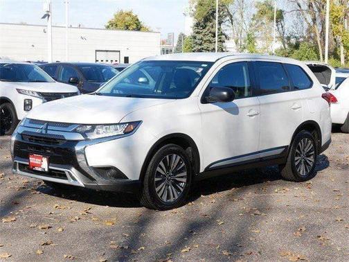 2020 Mitsubishi Outlander ES