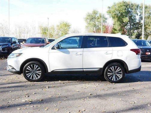 2020 Mitsubishi Outlander ES