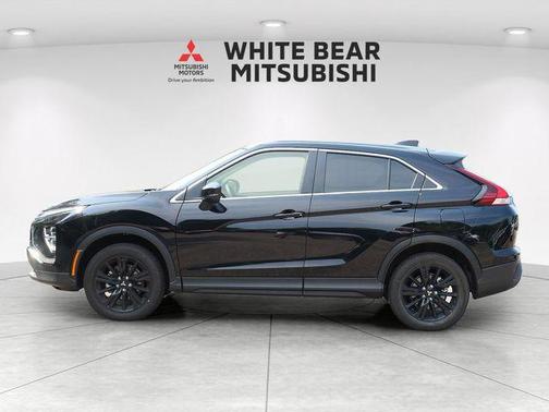 Labrador Black Pearl 2026 Mitsubishi Eclipse Cross LE