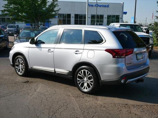 2017 Mitsubishi Outlander SEL