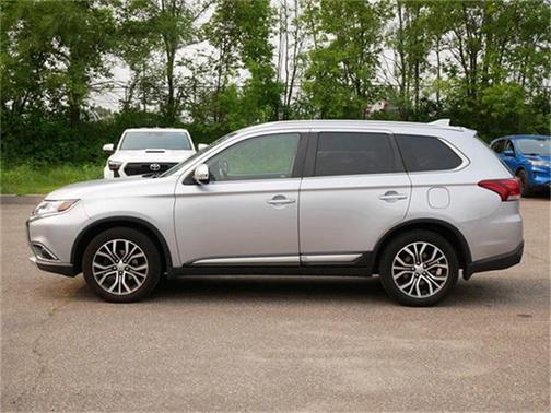 2017 Mitsubishi Outlander SEL