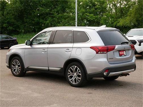 2017 Mitsubishi Outlander SEL