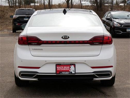 2020 Kia Cadenza Technology
