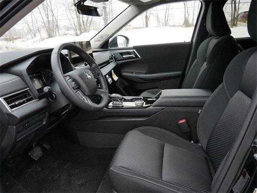 2025 Mitsubishi Outlander ES 2.5 2WD