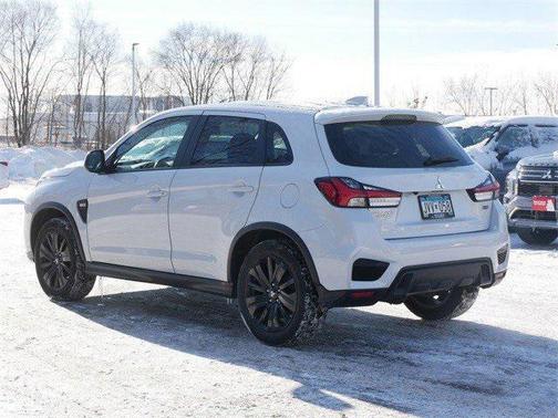 2022 Mitsubishi Outlander Sport 2.0 LE