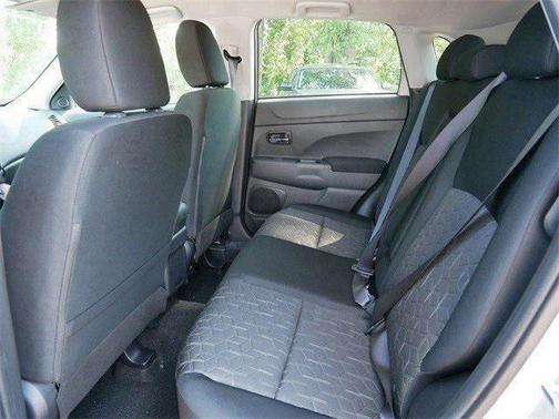 2025 Mitsubishi Outlander Sport 2.0 ES