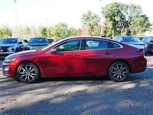 2023 Chevrolet Malibu FWD RS