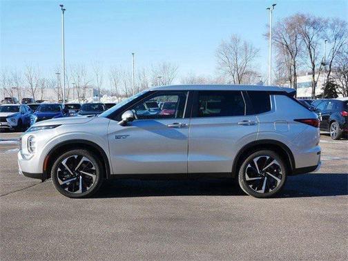 2025 Mitsubishi Outlander PHEV SE S-AWC