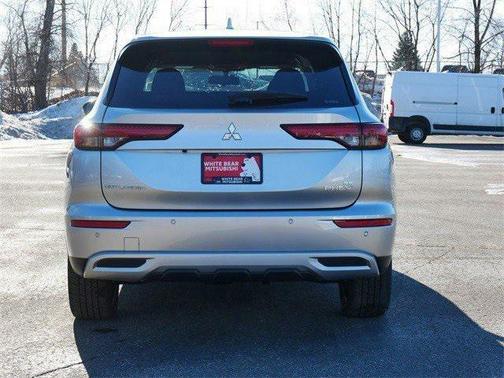 2025 Mitsubishi Outlander PHEV SE S-AWC