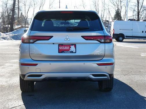 2025 Mitsubishi Outlander PHEV SE S-AWC